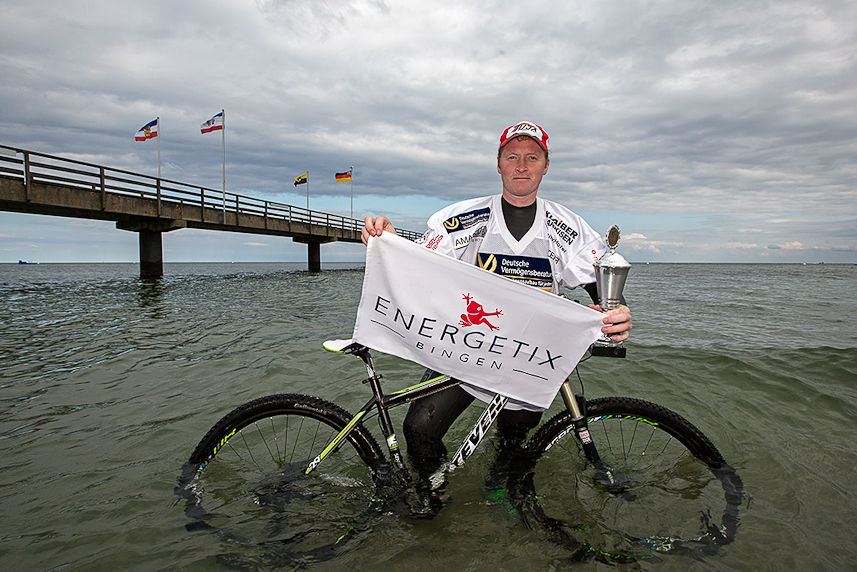 Joey Kelly Unterwasserradrennen